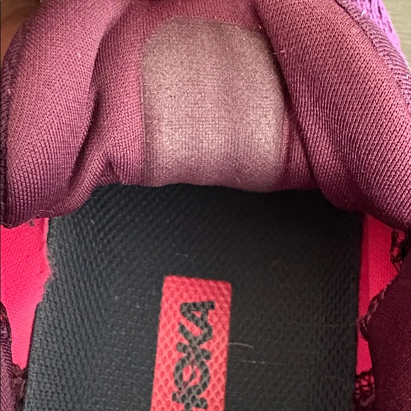 HOKA One One Clifton 8 Running Shoes deep purple and bright pink Women’s Sz 8.5 - Picture 11 of 13